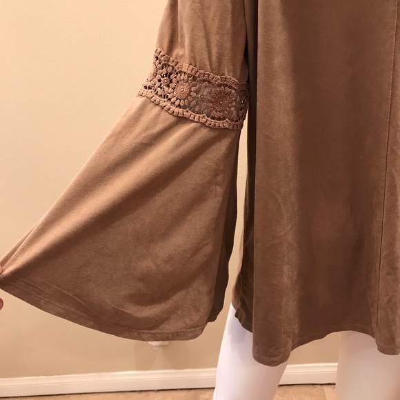 New Directions Faux Suede Brown Top Womens Plus Size 0X XL Bell Sleeve Retro - Picture 12 of 15